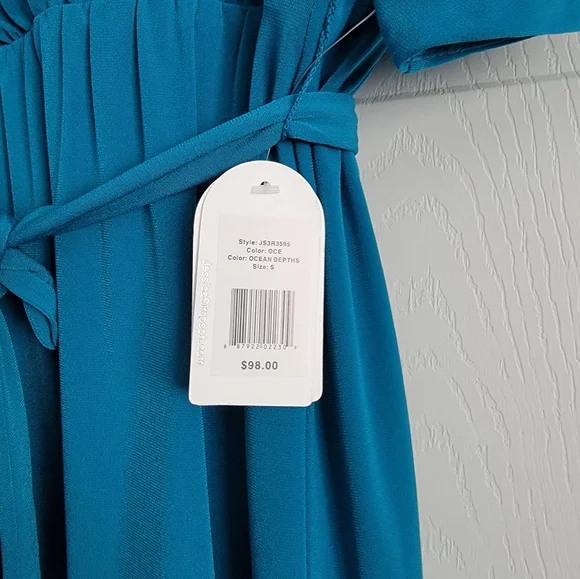 Perfect All Occassion Dress 👗 - Picture 7 of 7